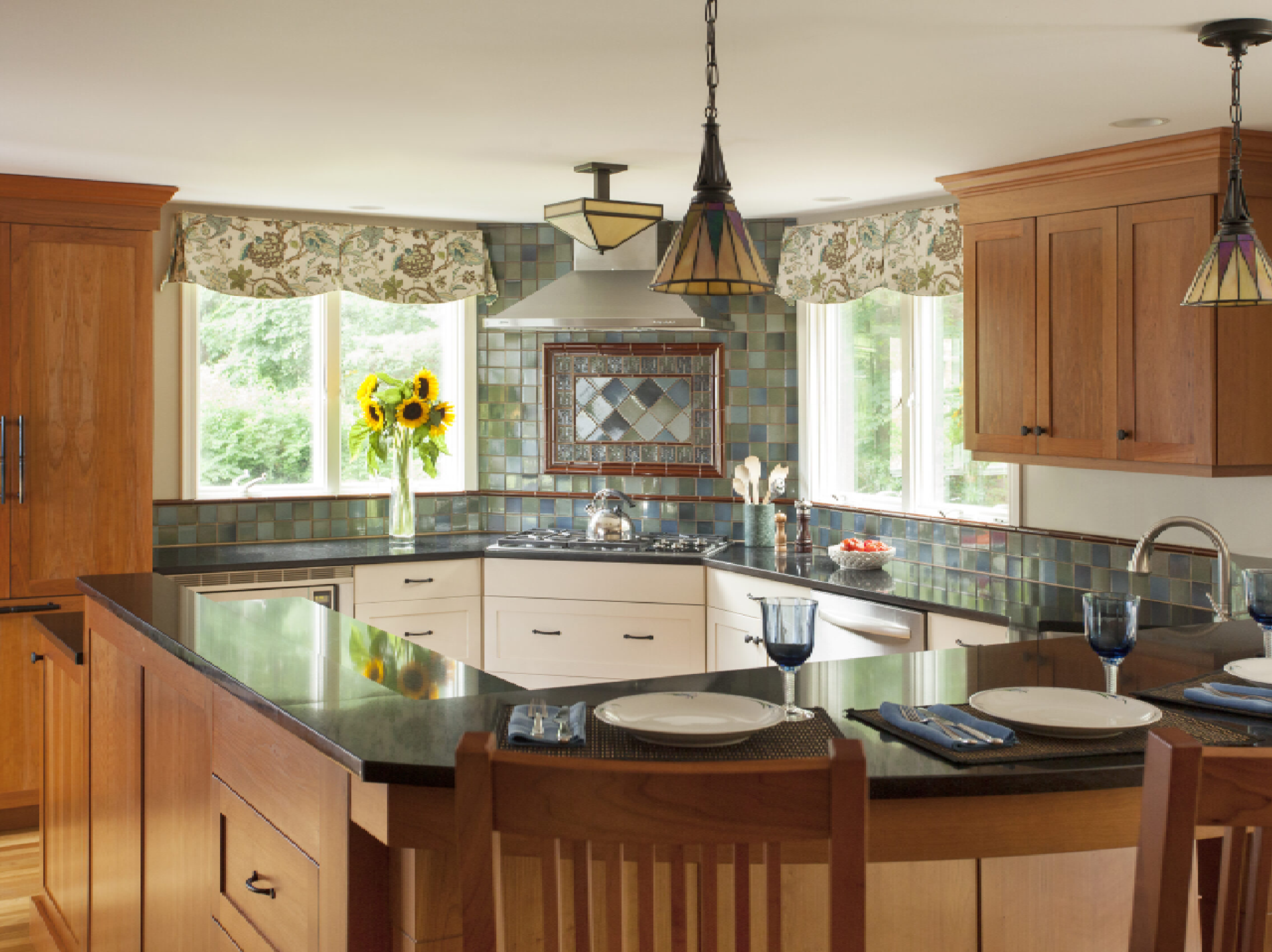 A Sudbury cooks kitchen in cherry